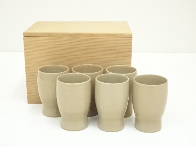 Pottery & Ceramics